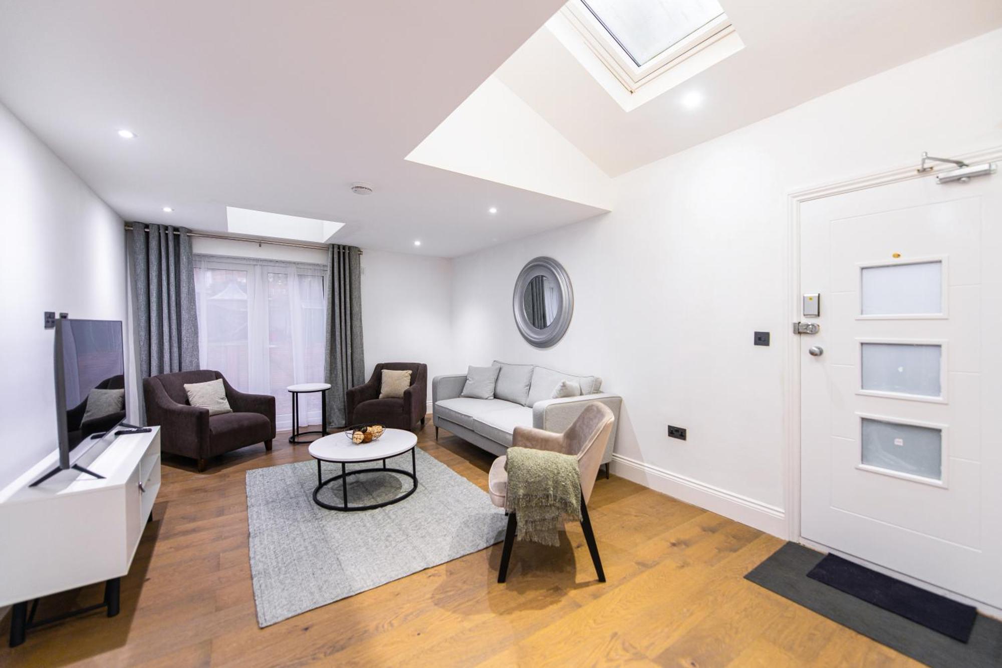 Ealing Residency Aparthotel London Exterior photo