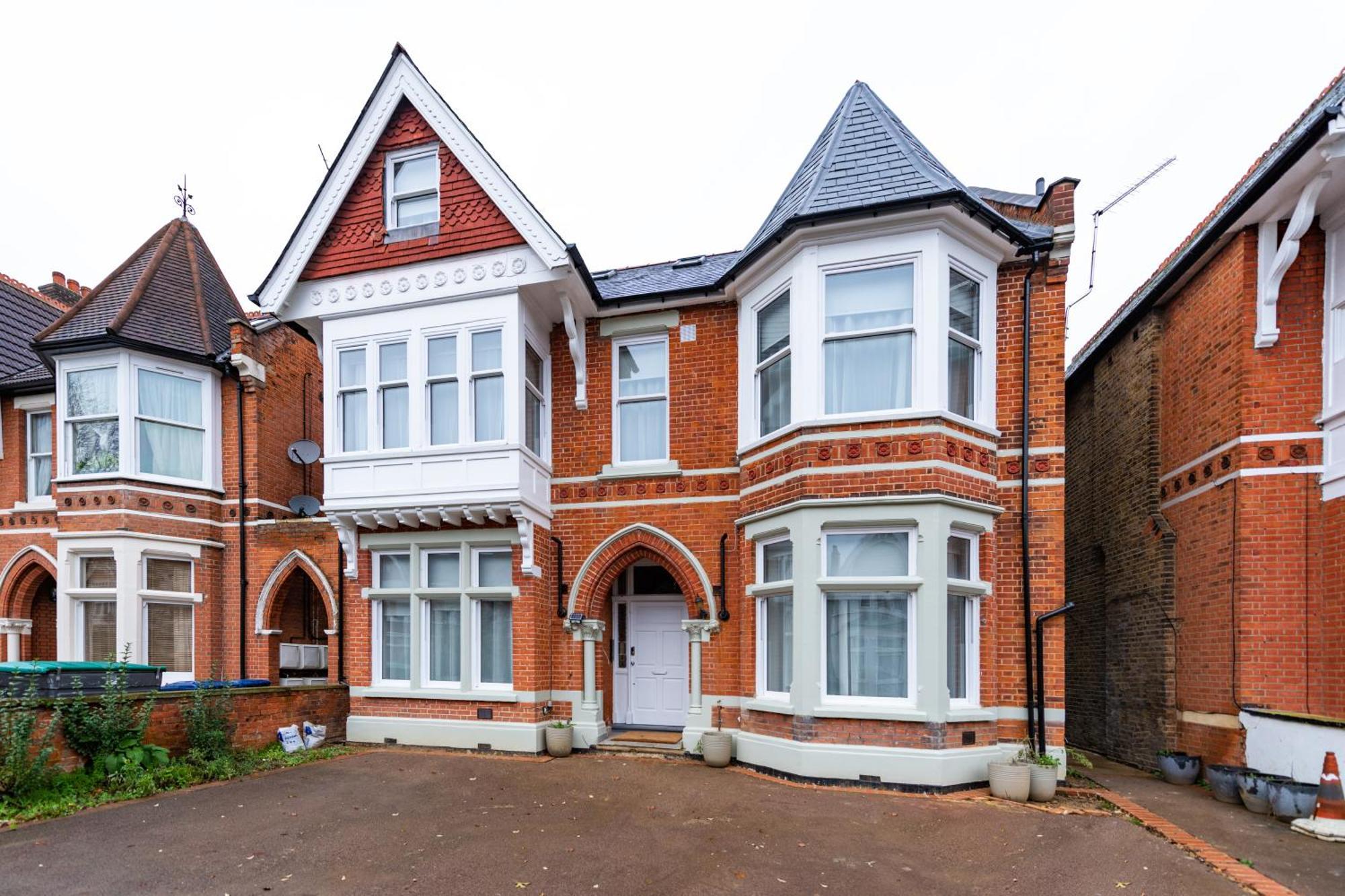 Ealing Residency Aparthotel London Exterior photo