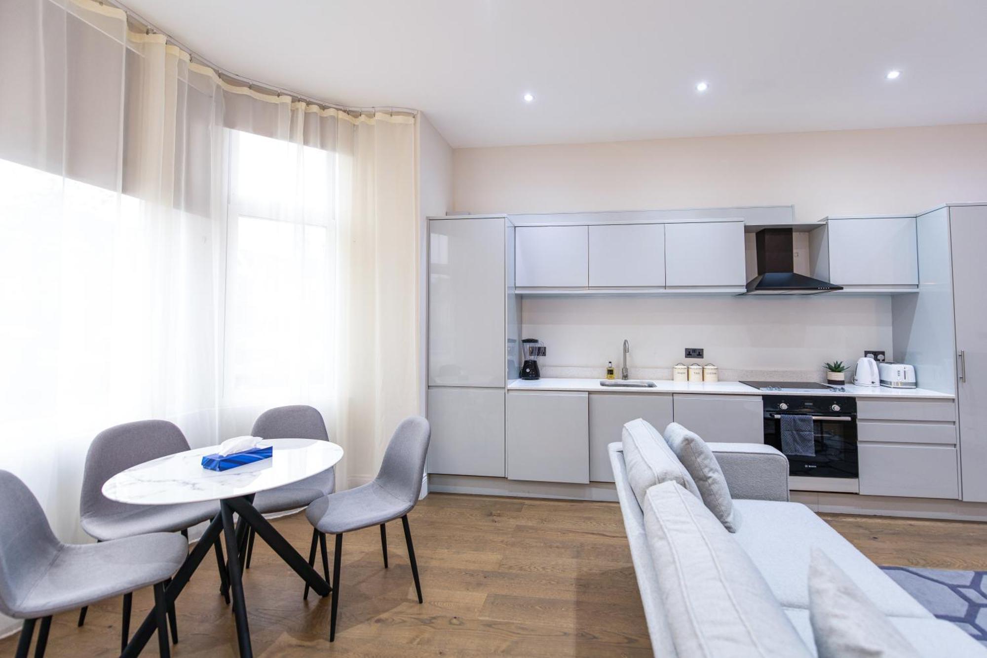 Ealing Residency Aparthotel London Exterior photo